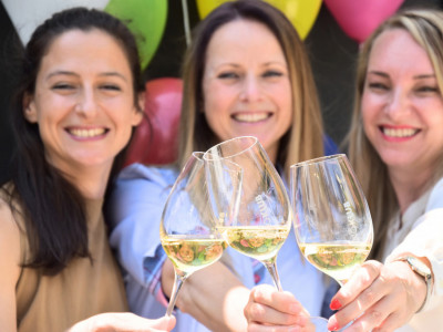 A VÝHERCEM SE STÁVÁ...