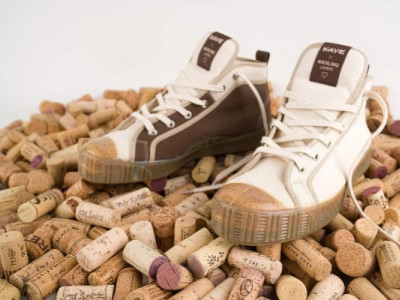 SOUTĚŽ: Vyhrajte exkluzivní klubové tenisky KAVE RIESLING LOVERS